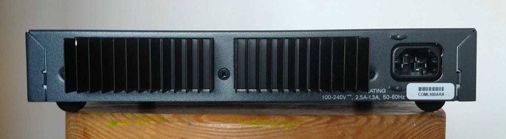 Switch Cisco Catalyst 3560 WS-C3560-8PC-S PoE-8