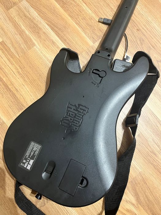 Guitarra Guitar Hero Wireless Red Octane 1588 – PS2 / PS3