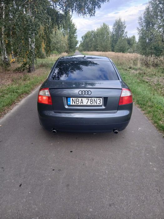 Audi A4Limousine