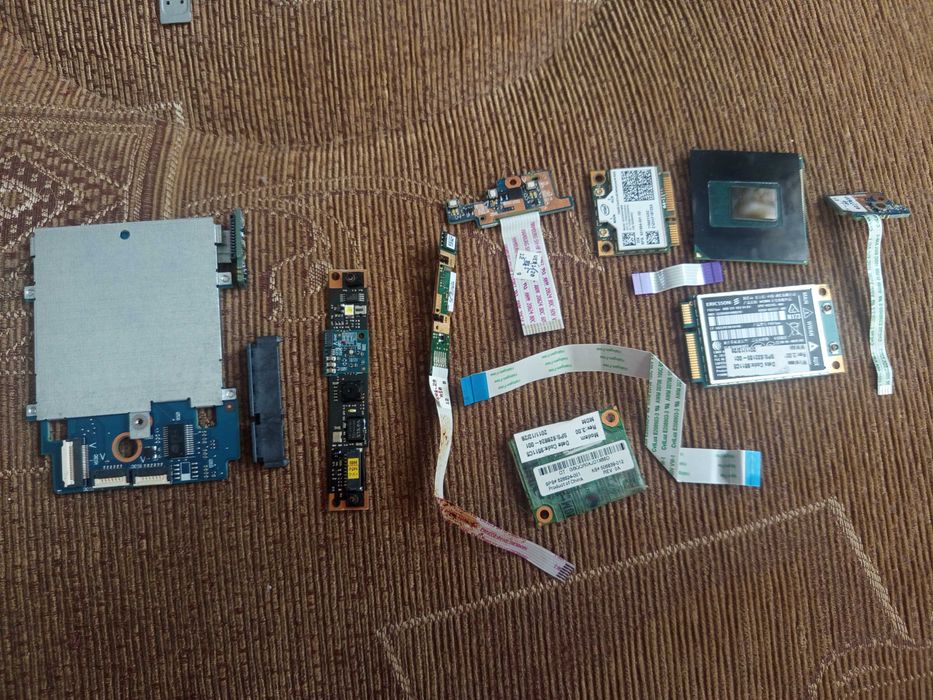 Продам комплектуючі до ноутбука HP