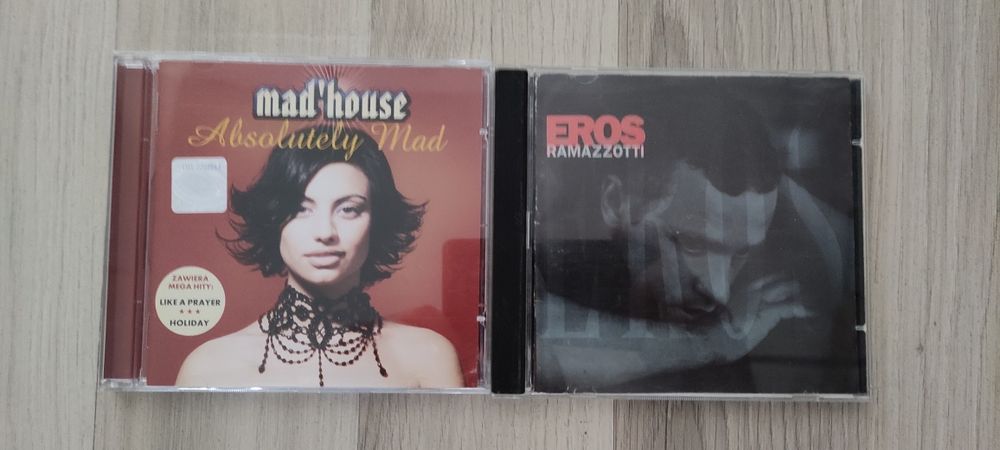 Kolekcja płyt CD z lat 97'-03'