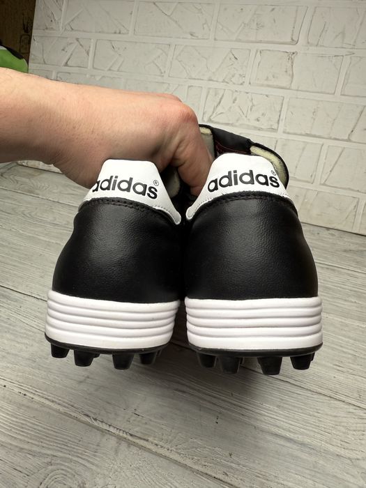 Крутые кожаные adidas mundial team