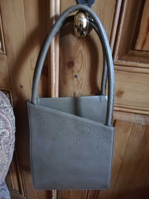 Carteira em couro senhora
BAIXA DE PREÇO