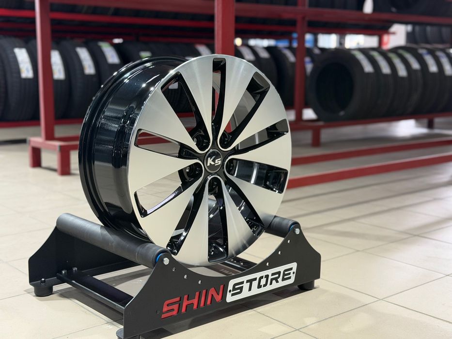 Нові диски Kia Hyundai R18 5x114.3 REPLICA KI8004 Black Machined Face