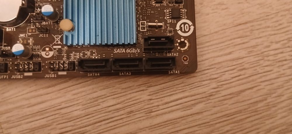 Msi b85m-ie35 ідеал