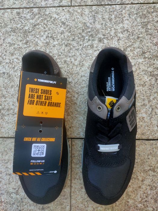 Sapatos trabalho