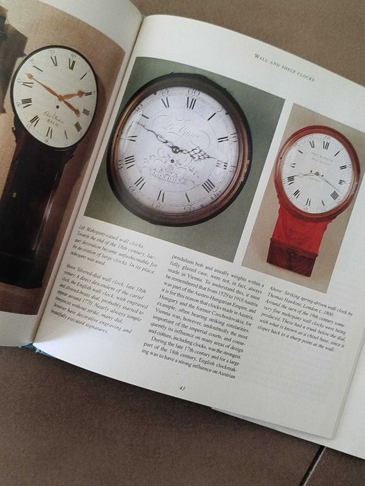 Livro Clocks Centuries of style como novo