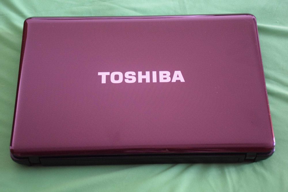 Portátil Toshiba Satellite L635-10U Win10 Pro