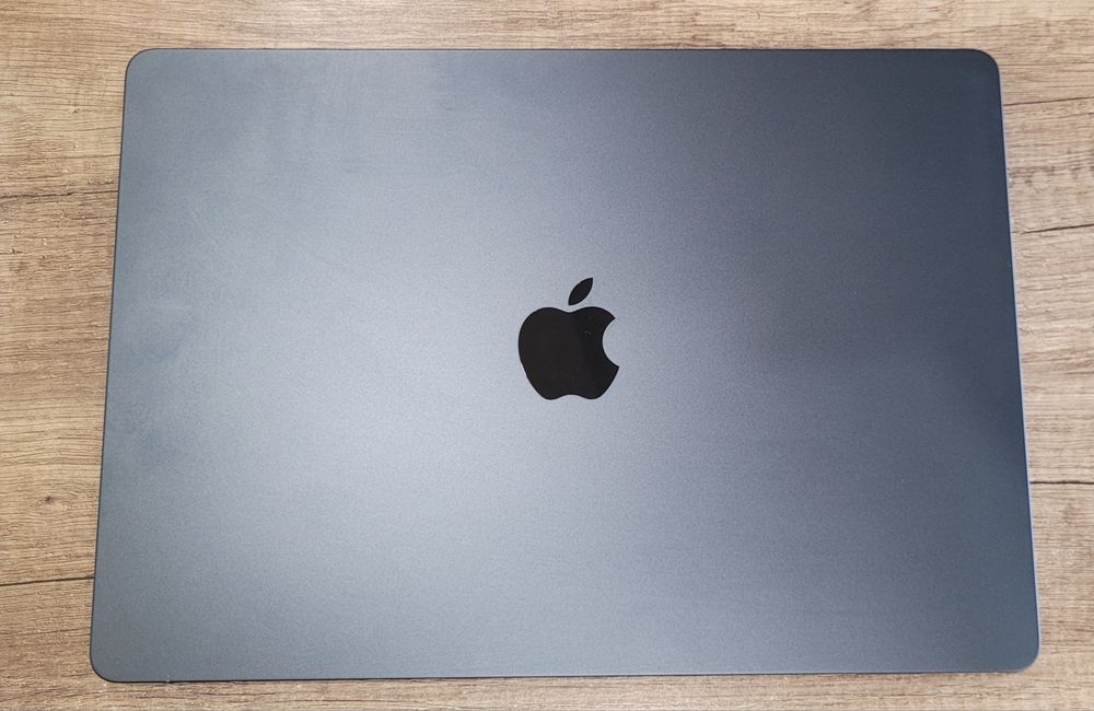 Macbook Air M2 15.3"