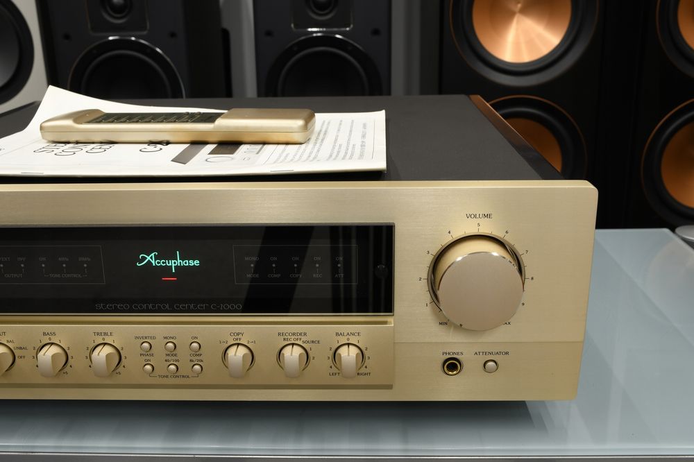 Accuphase C-2000 przedwzmacniacz stereo AAVA XLR RCA pilot instrukcja | raty 0% | zamiana | odsłuch | HI-END AUDIO
