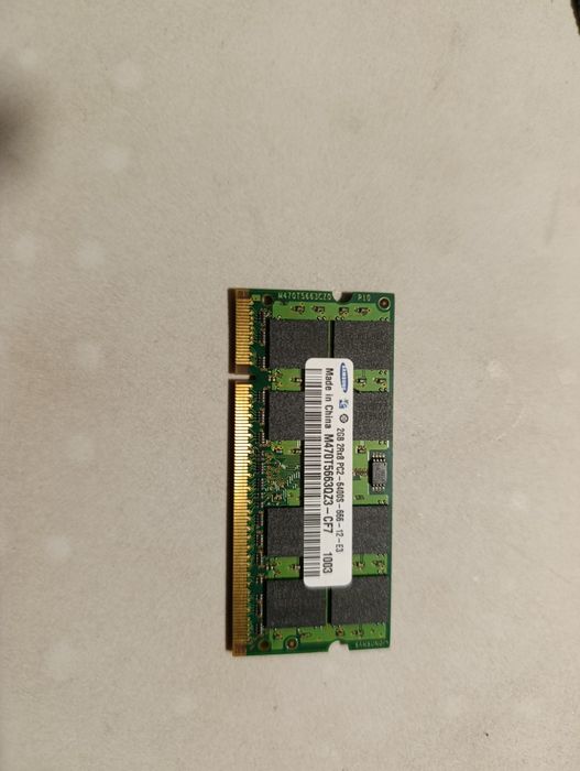 Модуль оперативної пам'яті Samsung 2GB DDR2 SO-DIMM (M470T5663QZ3-CF7)