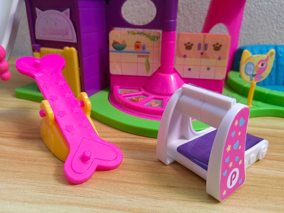 Pinypon Escolinha de Mascotes Famosa com 5 Figuras