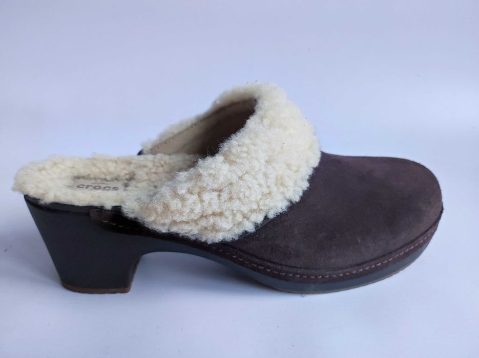 - Crocs  - Klapki / chodaki / drewniaki r. W9 / 39-40
