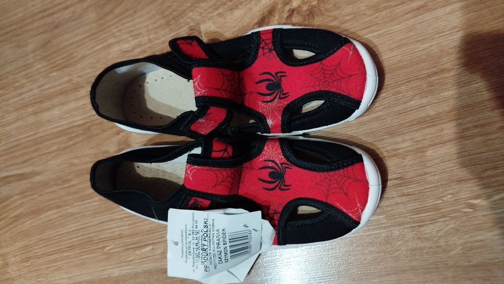 Kapcie zetpol 30 spider Man