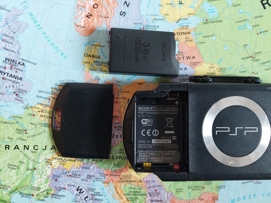 Konsola sony psp 1003 (1004) stan BDB 128mb Gra tekken