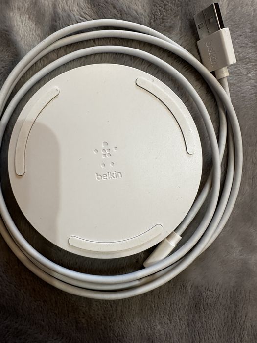 Ładowarka indukcyjna Belkin 10W biała