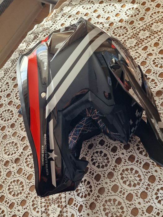 Kask crossowy Nowy