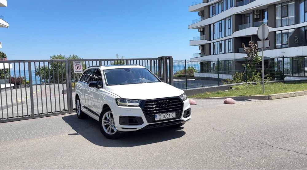 Продам Audi Q7 2019 4M