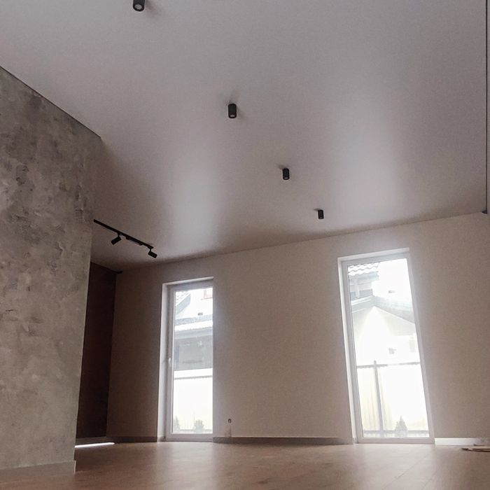 Натяжні стелі потолки