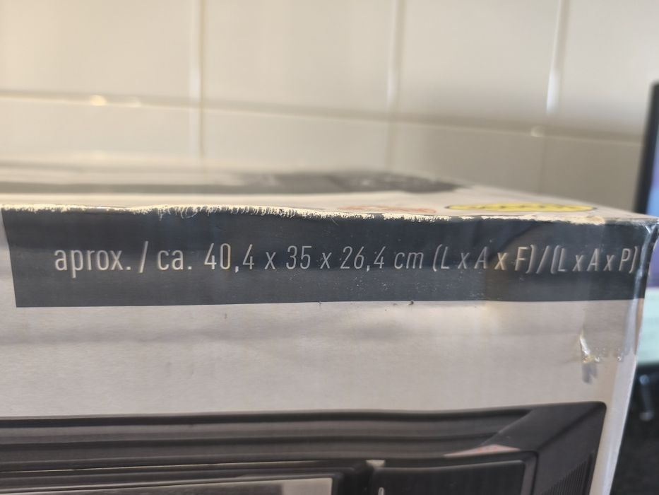 Mini forno elétrico Novo(caixa selada)