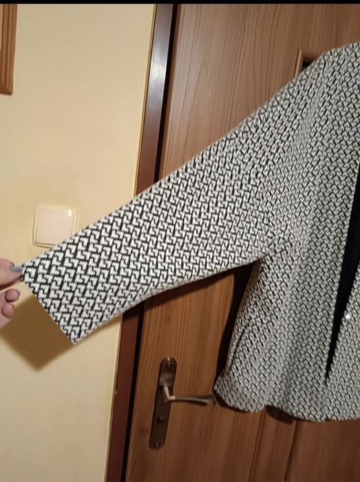 Marynarka damska czarno-biała