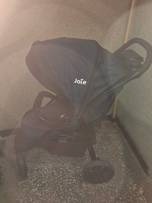 Wózek spacerowy dla dziecka