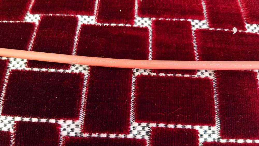 Межблочный кабель Camil Proftssional OFC C-01 направленный