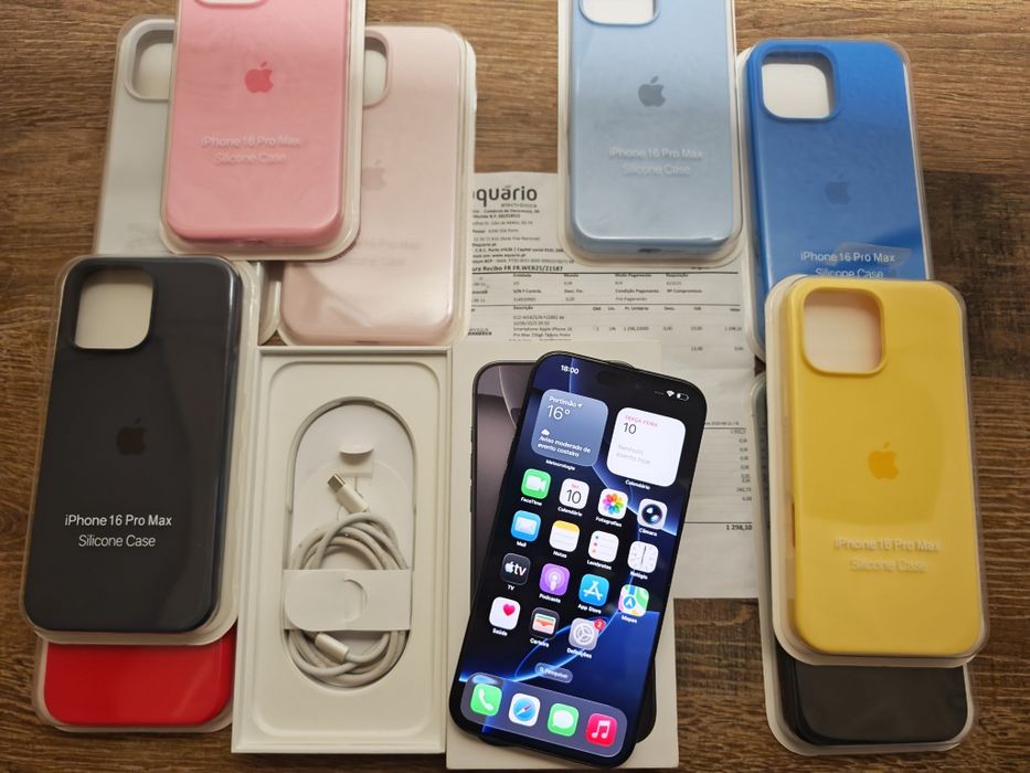 iPhone 16 Pro Max 6.9" 256GB Preto Titanium  C/Garantia Aceito Reto