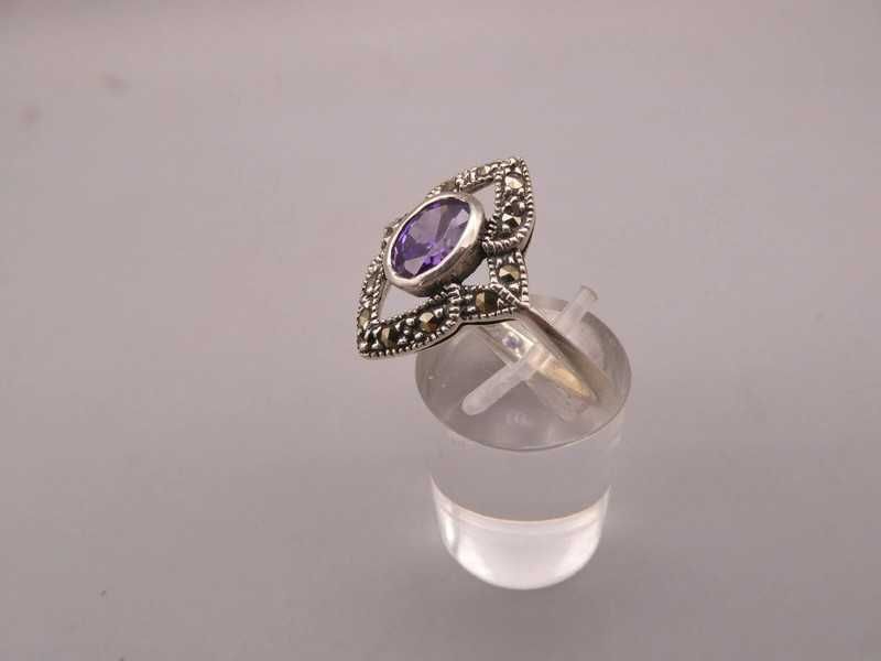 Pierścionek srebro 925 ametyst/ markazyt