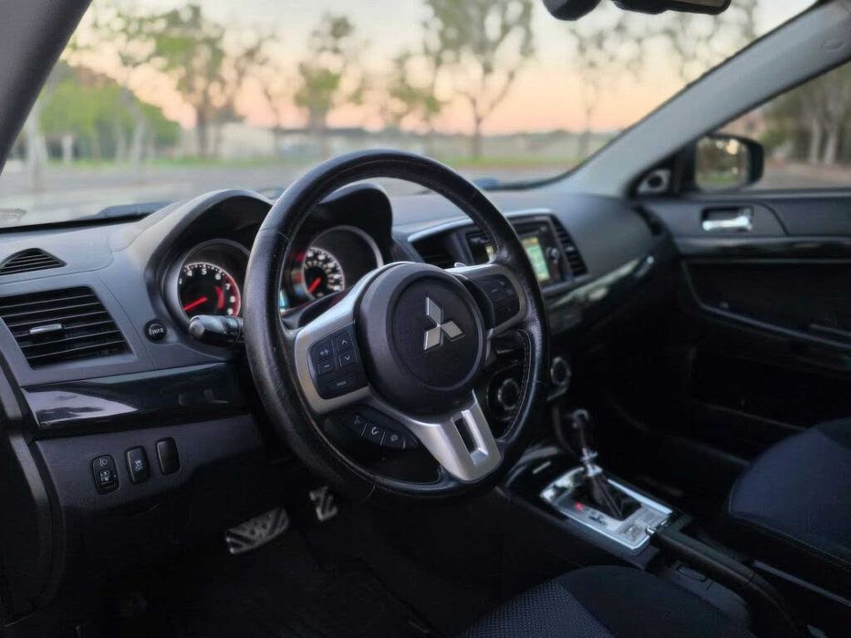 Mitsubishi Lancer Ralliart      2015