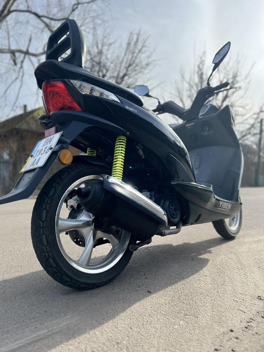 Продам скутер YIBEN YB150T-11