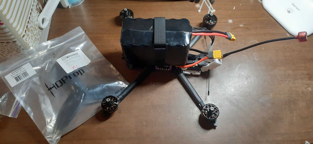 Fpv квадрокоптер фпв 7 батка 6s3p пропи