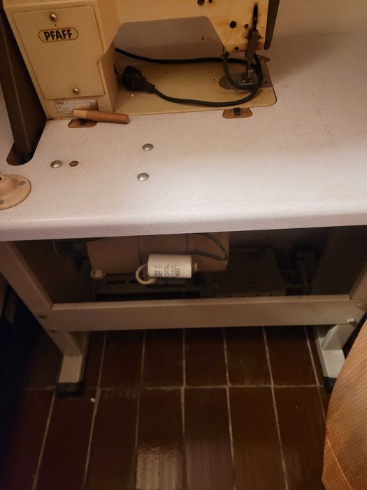 Maquina de costura Industrial  sem uso