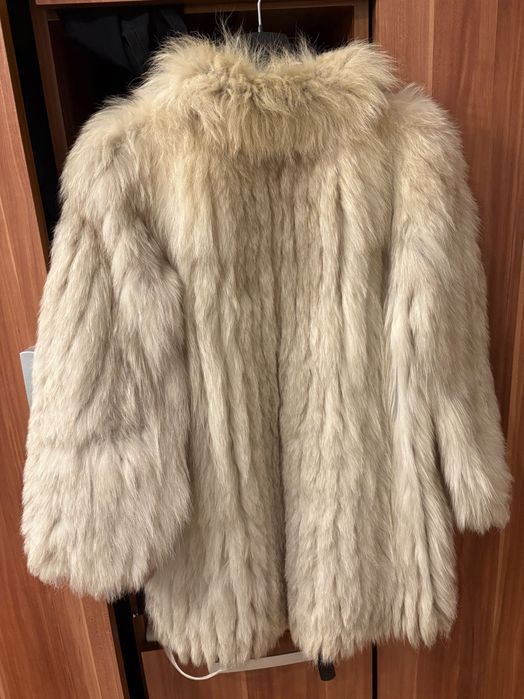 Futro naturalne z białego lisa S-M