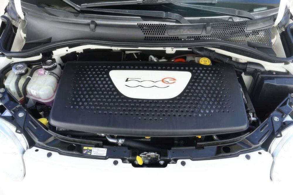 Fiat 500E      2017