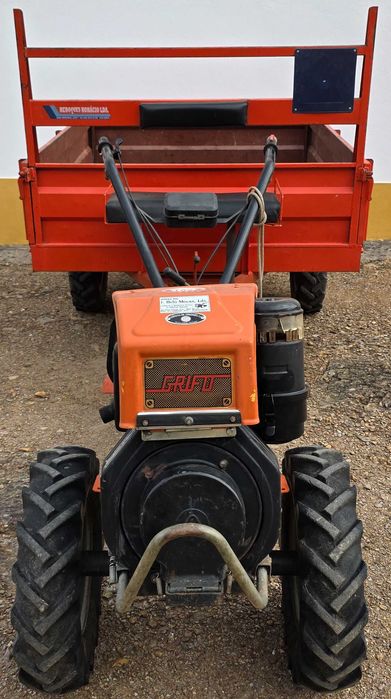 Motoenxada Lombardini 14CV 4X4 DIESEL de 2 lugares em MUITO BOM estado