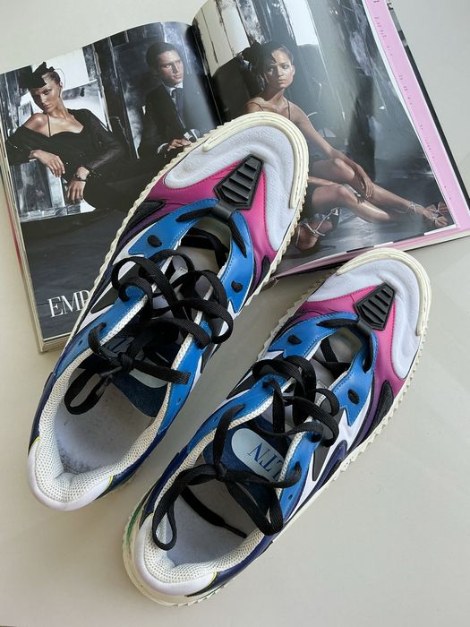 Valentino кросівки преміум бренду
