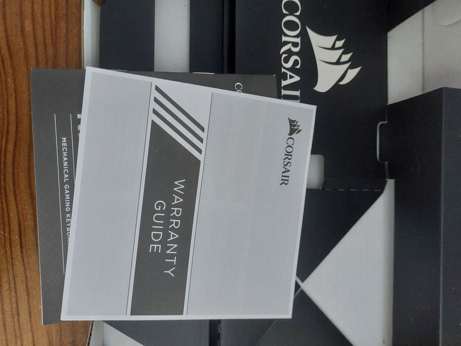 Teclado corsair rgb K70 MK2 (gaming ou uso pessoal)