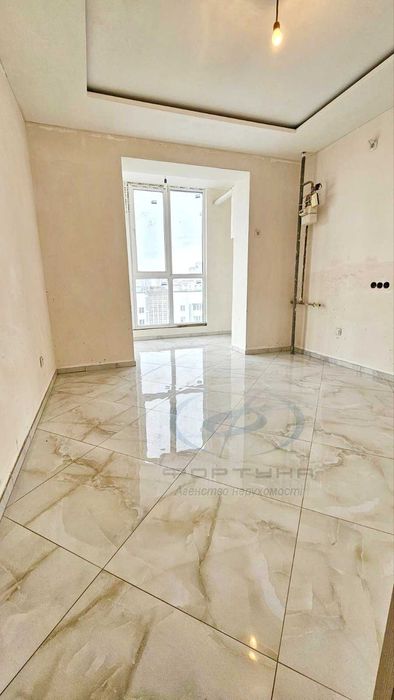 ЕОСЕЛЯ! Інвестиція в МАЙБУТНЄ-2 кім.кв з майже РЕМОНТОМ  в ЖК Сімейний