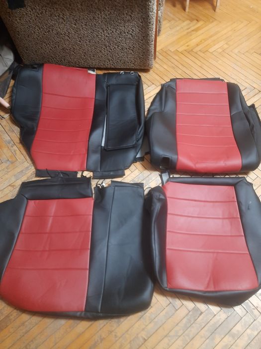 Продам чохли кожзам хонда сивік 5д,задні + 1 передне  б/у.