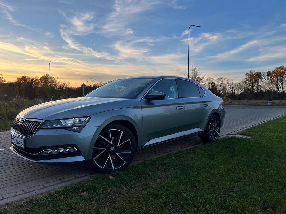 Skoda Superb Skoda Superb 2.0 TDI 4x4 stan jak nowa