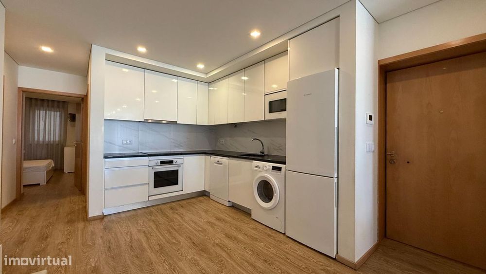 Apartamento T2+1 (Avenida dos Banhos)