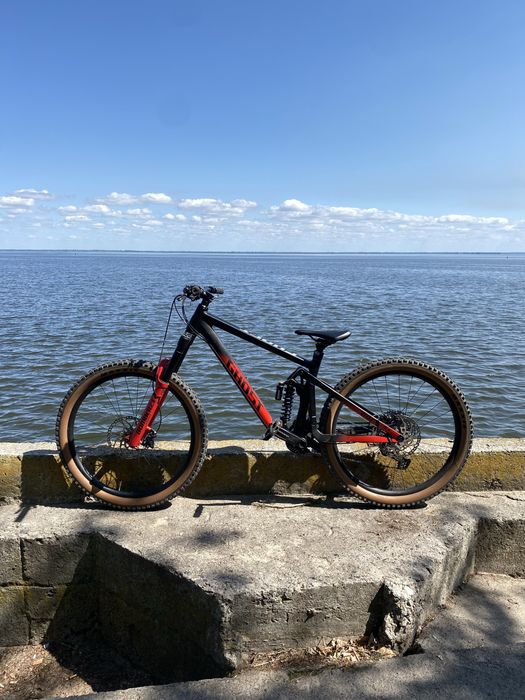 Ghost riot EN universal