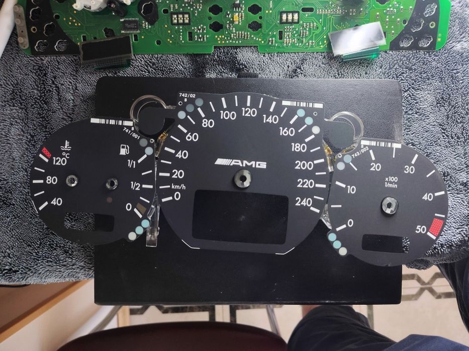 Ремонт приборки Мерседес w210 рест