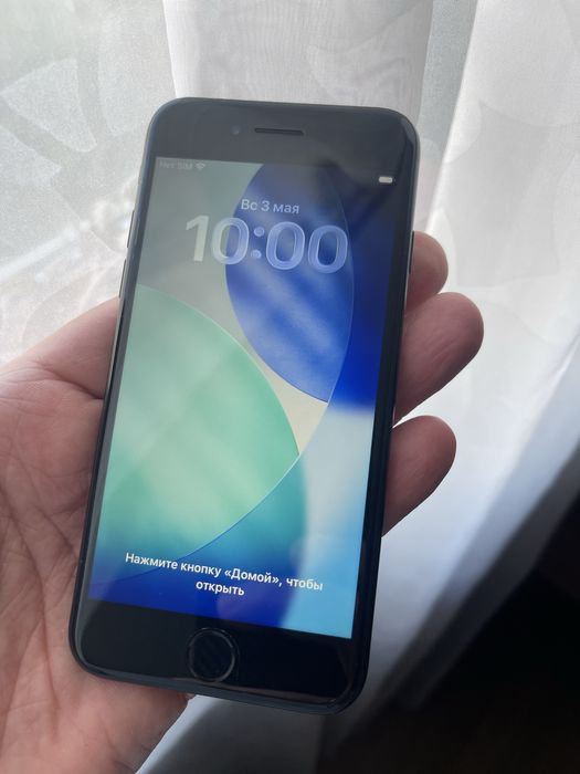iPhone SE (2020) 64 GB