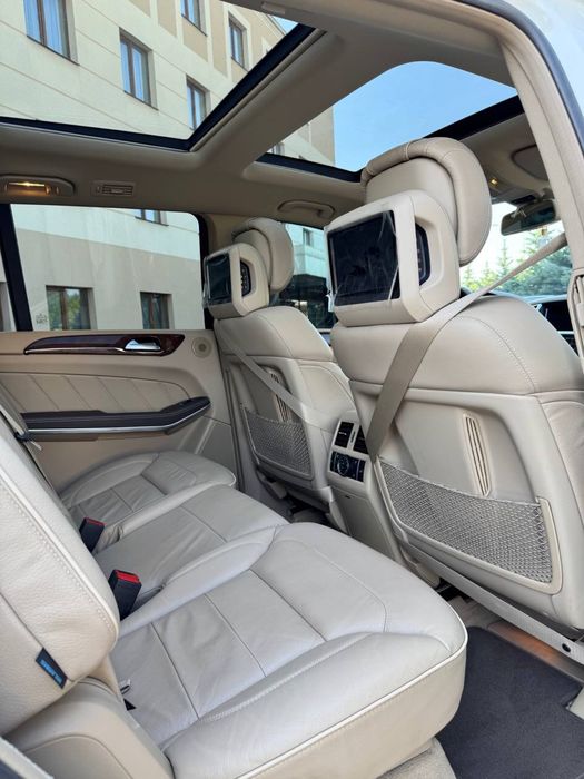 Аренда авто на свадьбу Mercedes GL