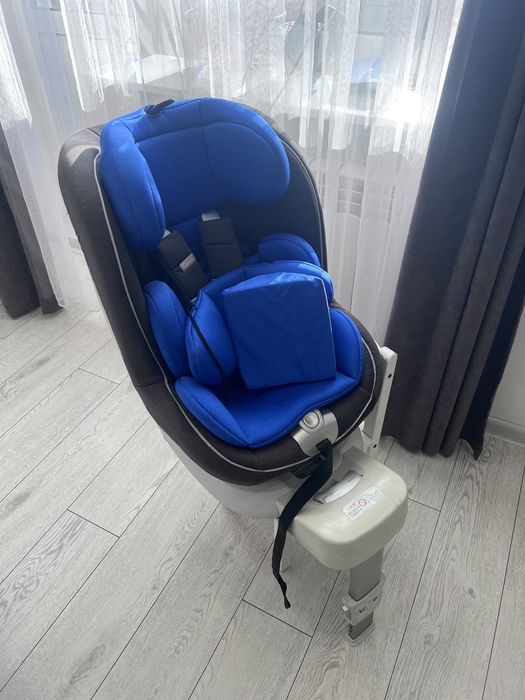 Автокрісло дитяче