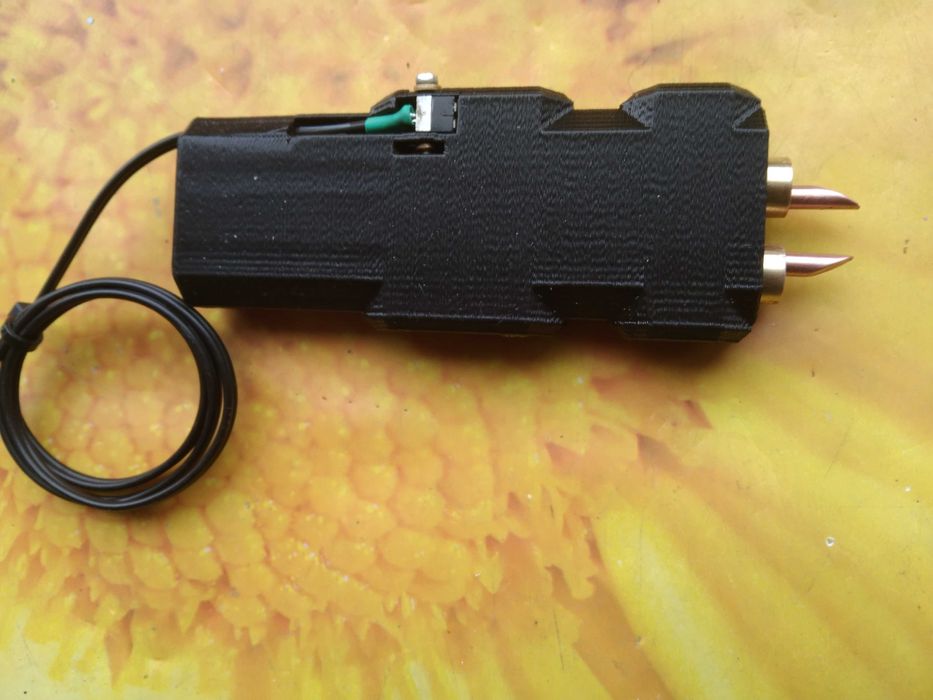 Держатель электродов точечной сварки.