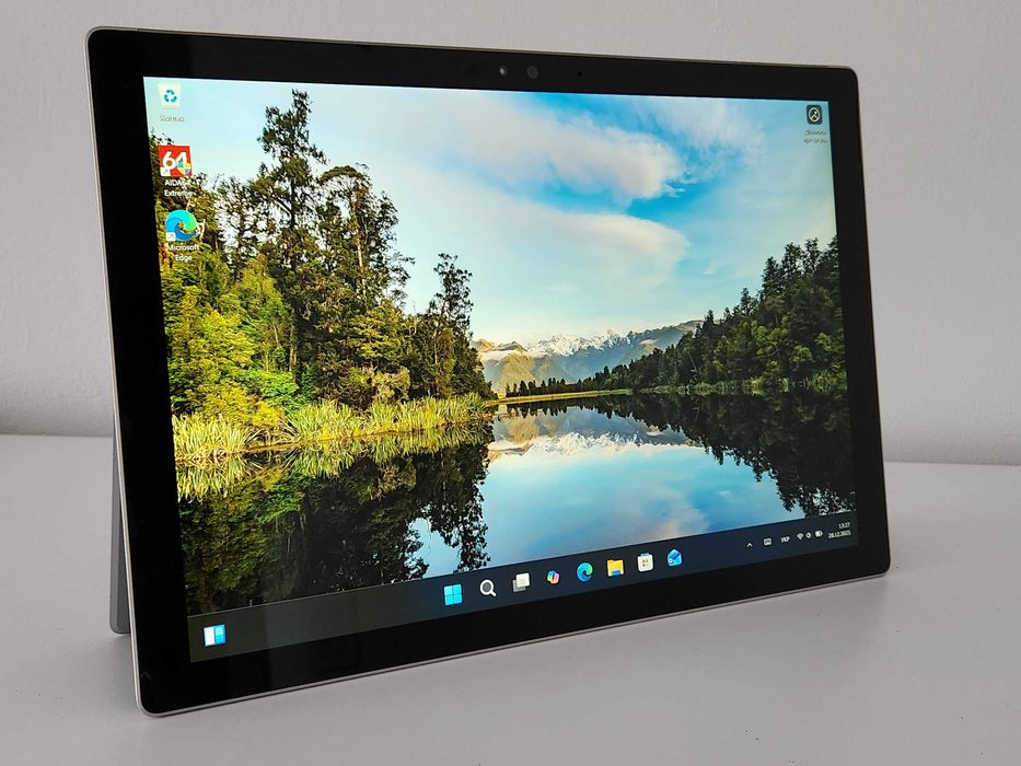 Microsoft Surface Pro 4 Intel i5-6300U / 8GB RAM / 256GB SSD