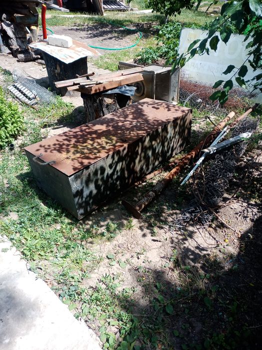 Продам бак под душ!